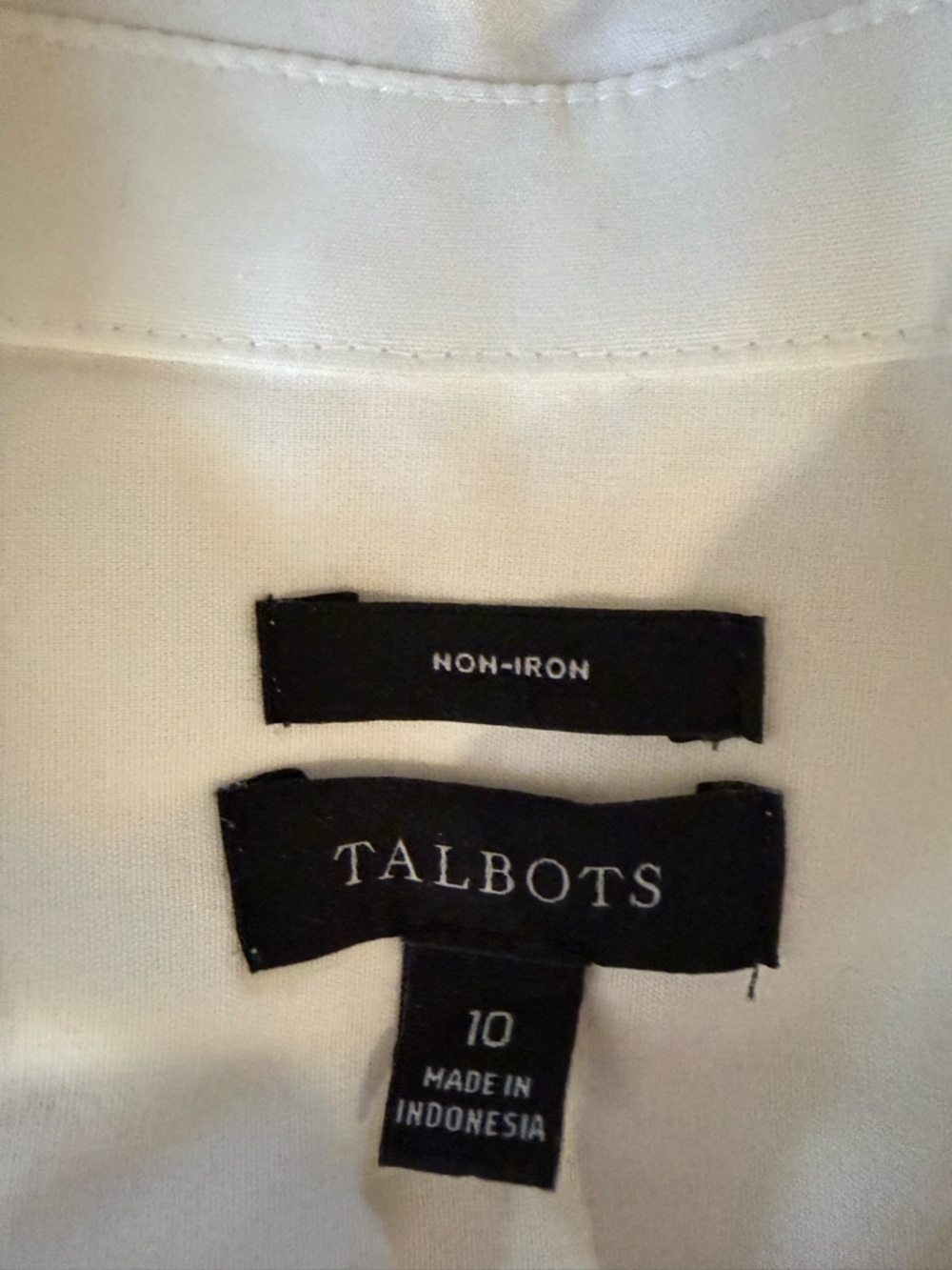 Talbots Non-iron Sleeveless White Perfect Shirt, size 10 - Picture 5 of 6